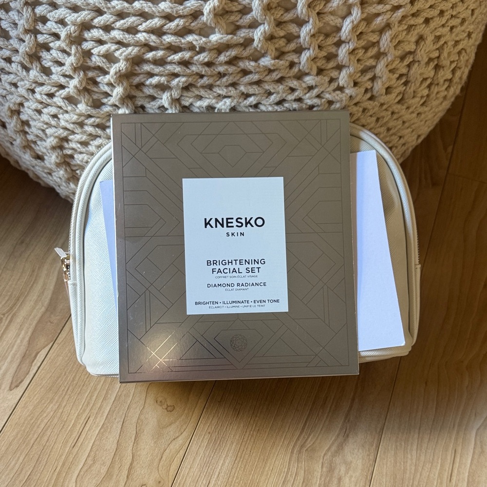Skin Brightening Facial Set - Gold and White